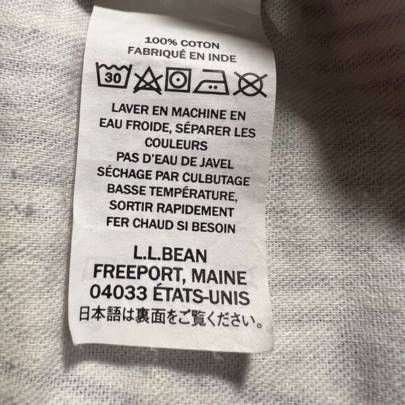 L.L. Bean Seersucker Shorts Womens 8 Blue Favorite Fit Chino Patchwork Stripe - Picture 7 of 7